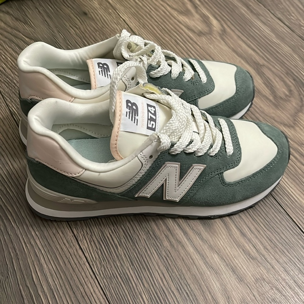 New Balance Sneakers 👟